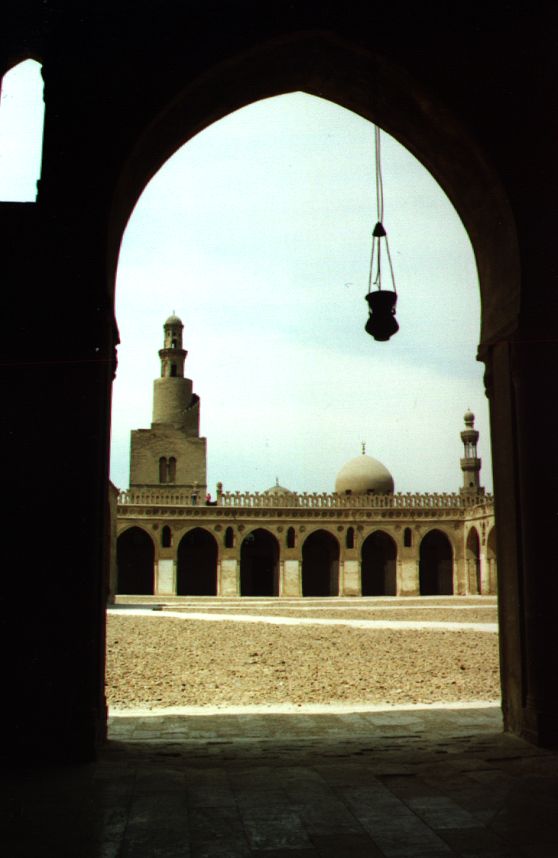 01IbnTulun.jpg